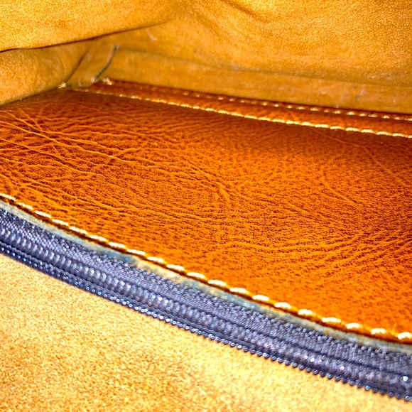 Patricia Nash EUC leather tooled crossbody bag - Picture 10 of 10